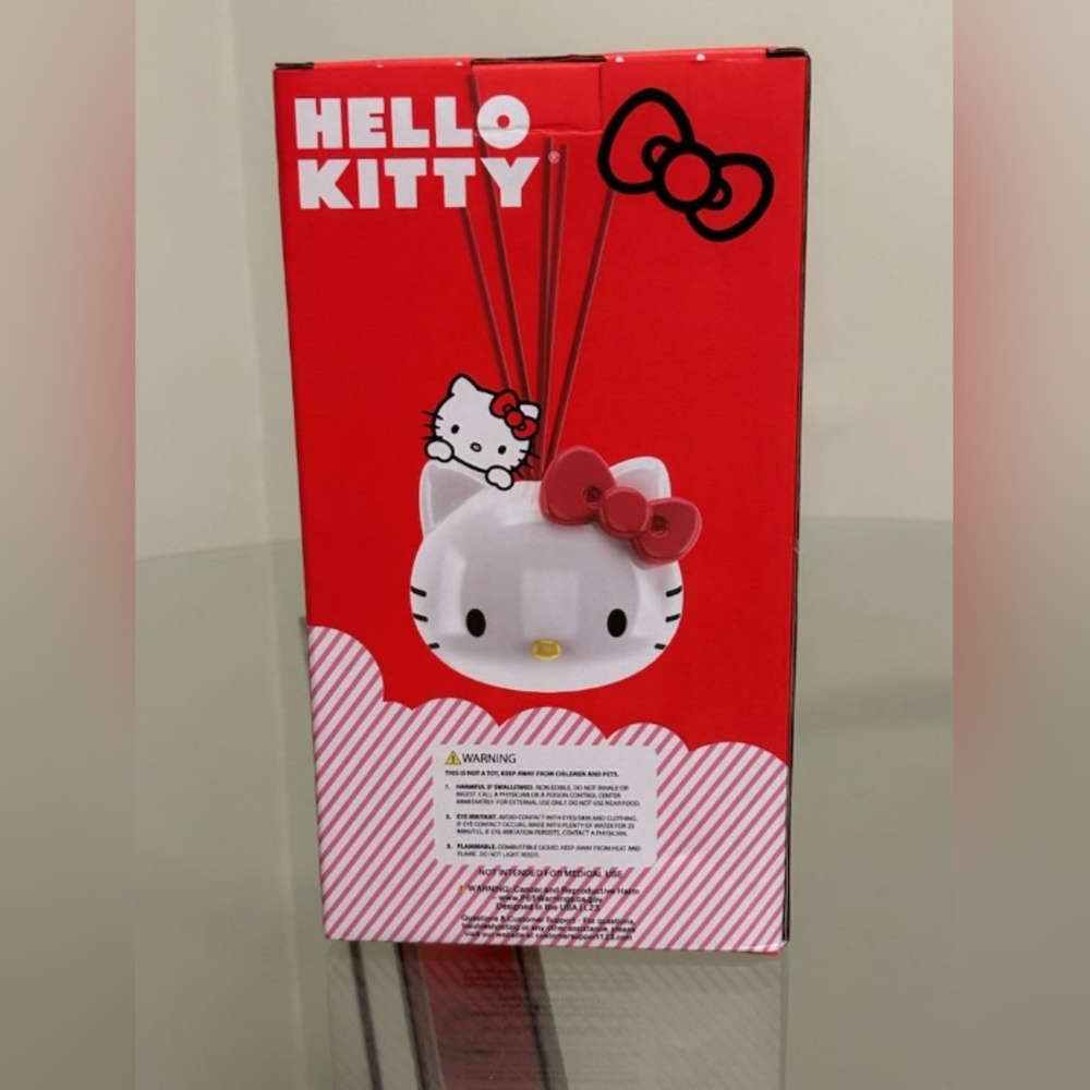 NEW!! Hello kitty diffuser - Picture 2 of 2